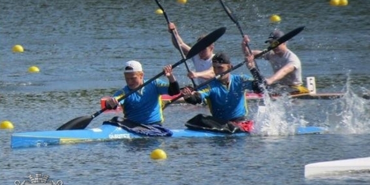 Юные николаевские байдарочники взяли золото на чемпионате