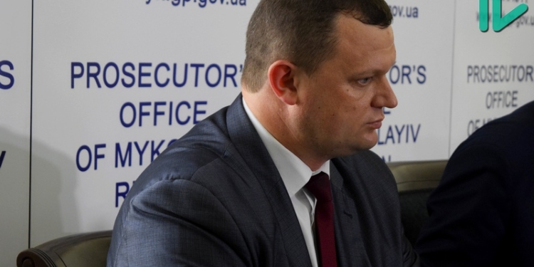 «Тут действует ОПГ, которая узурпировала часть властных полномочий, поэтому прокурор из другого региона» – Луценко назвал задачи для Дунаса