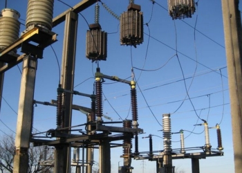 Из-за непогоды без света остался 121 населенный пункт в пяти областях Украины