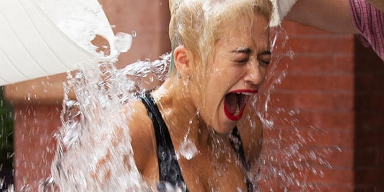 На деньги от флешмоба Ice Bucket Challenge открыли ген неизлечимой болезни