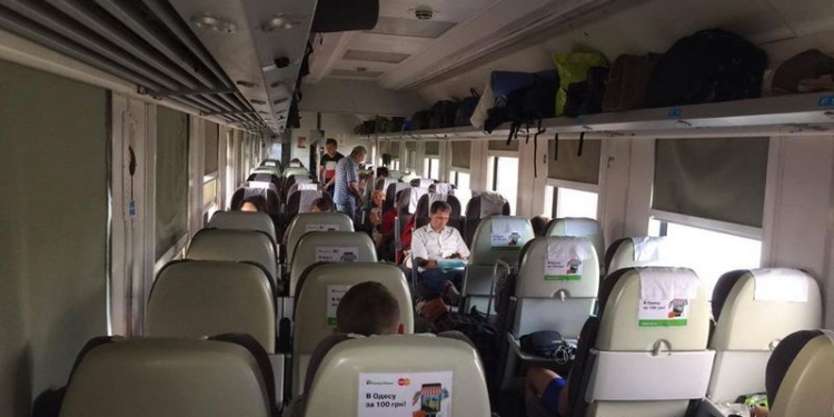 Интерсити “Херсон-Николаев-Киев”: подробный обзор впечатлений от известного волонтера