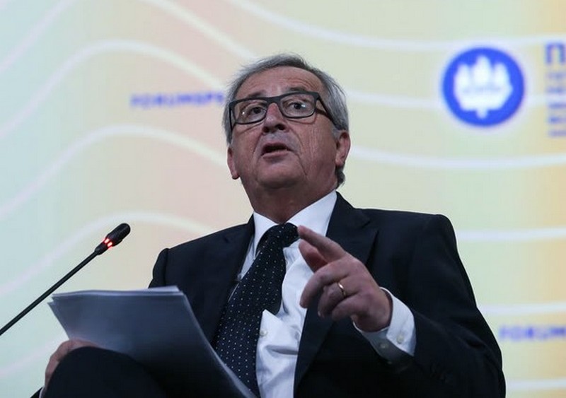 Президент Еврокомиссии сказал, видит ли он разницу между Порошенко и Зеленским 1