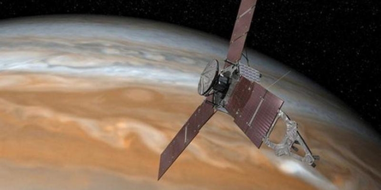 NASA успешно завершило вывод зонда Juno на орбиту Юпитера