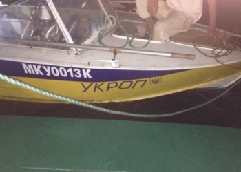 В районе Волошской косы на Николаевщине спасли мужчину, которого на лодке относило в открытое море