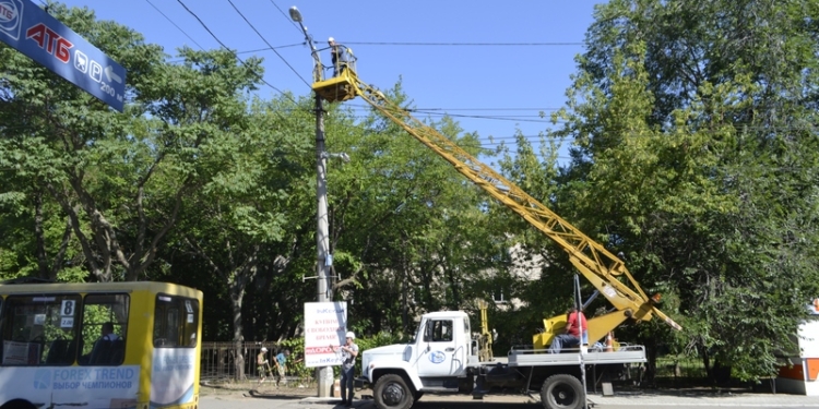 “Агентство развития Николаева” за счет благотворителей делает подсветку опасных переходов