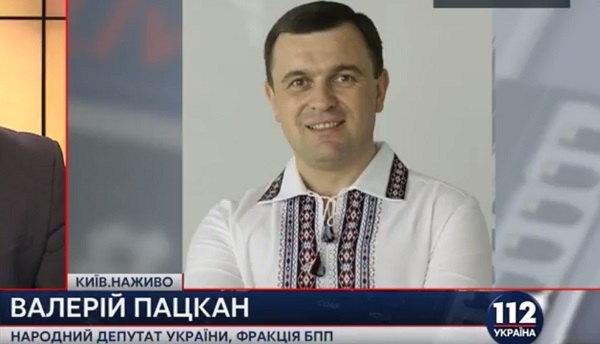 Нардеп рассказал, с каким условием Порошенко подписал закон о снижении акцизов на подержанные авто