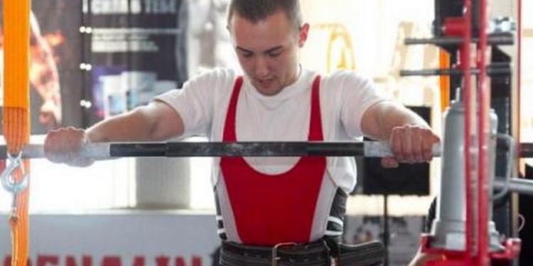 Южноукраинский атомщик завоевал серебро Кубка мира по пауэрлифтингу