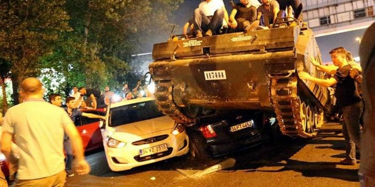 Что такое успешный военный переворот: 17 стран, которыми правят заговорщики