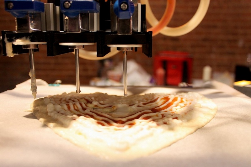 Робот 3D-принтер готовит пиццу ровно пять минут! 3