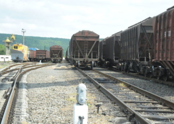 Россия заблокировала 30 вагонов из Украины