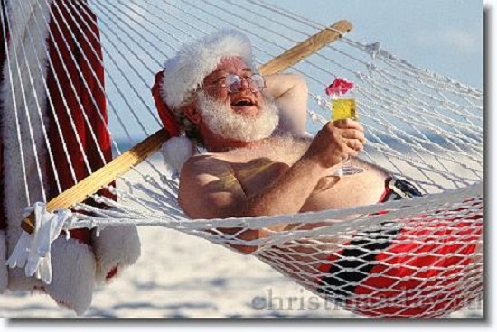 Готовь шубу и оленей в июле. В Дании прошел конгресс Санта-Класусов