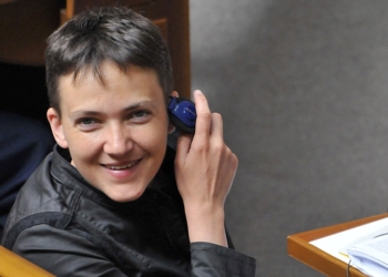 “Поставить по автоматчику на каждые двери” – Савченко о способе повысить эффективность работы Рады