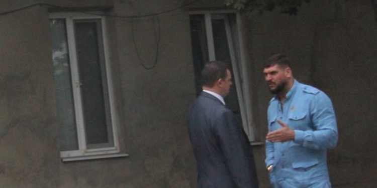 Алексей Савченко, наиболее вероятный кандидат на пост николаевского губернатора, проводит неофициальные встречи