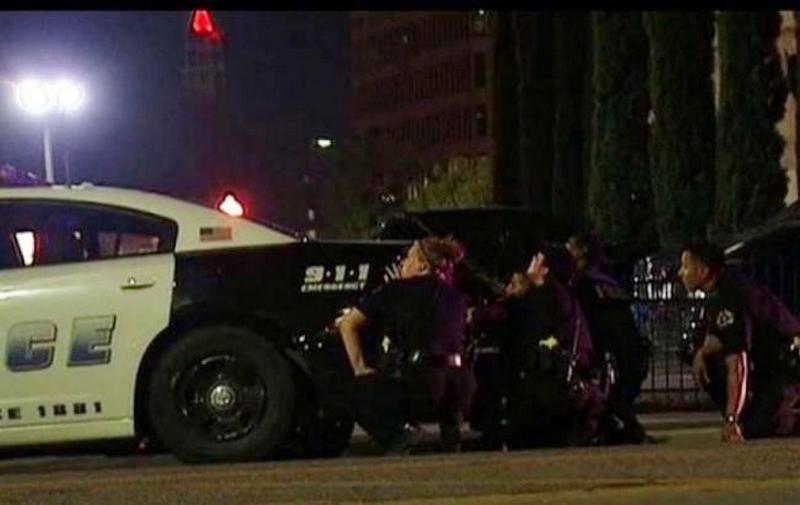 В Техасе на парковке нашли грузовик с 8 трупами и десятками раненых 1