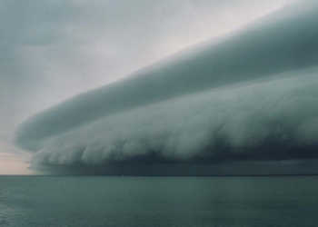 На Тайвань обрушился супертайфун Непартак, есть жертвы