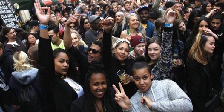 Население Германии за год выросло почти на миллион человек