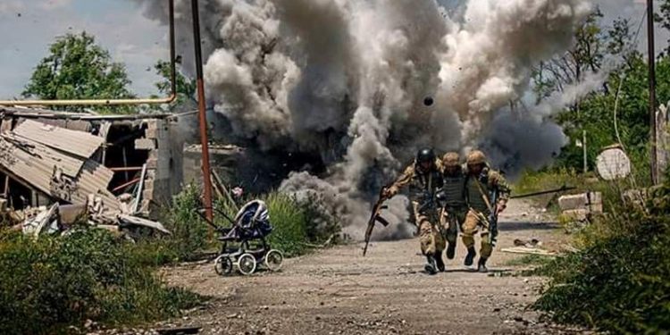 Министр обороны уволил Дмитрия Муравского, фото которого из зоны АТО всколыхнули Интернет, с должности советника