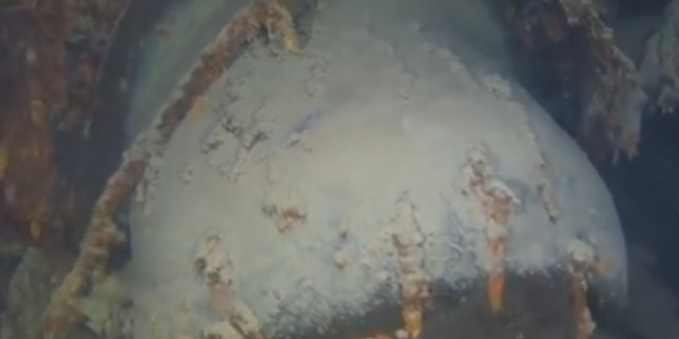 На дне озера в США нашли паровоз