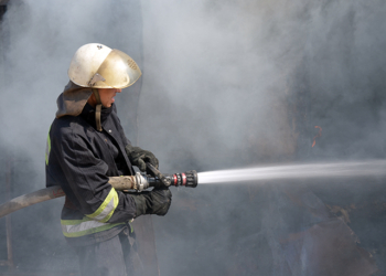 Вчера на Намыве горел строительный вагончик