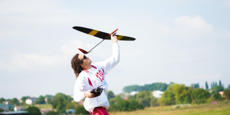 Украинцы результативно начали чемпионат мира по ракетомодельному спорту