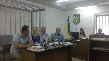 Адвокаты Романчука ходатайствуют об отводе коллегии судей