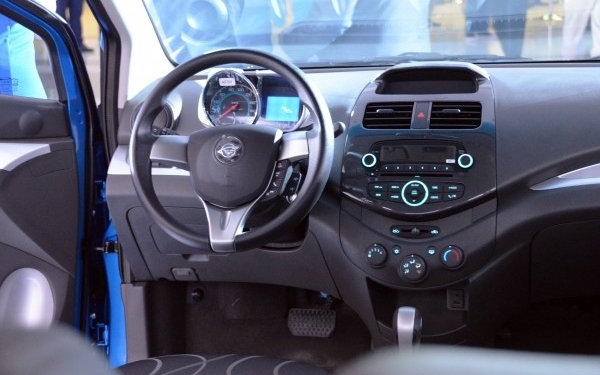 На украинский рынок зашел новый автопроизводитель из Узбекистана