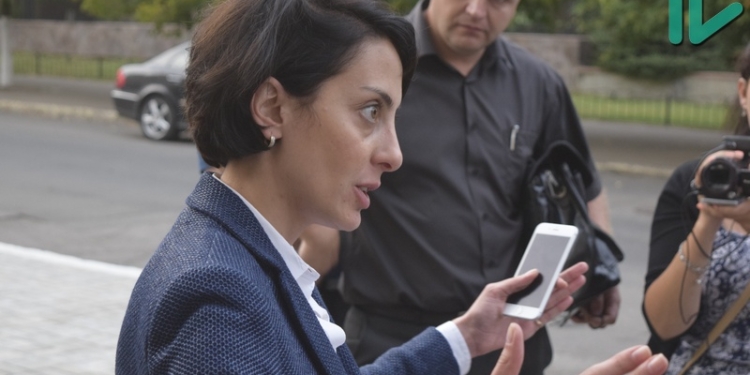 «Я ему дала 24 часа, чтобы сформировать новую команду» – Деканоидзе рассказала, чего ждёт от нового и.о. главного полицейского Николаевской области