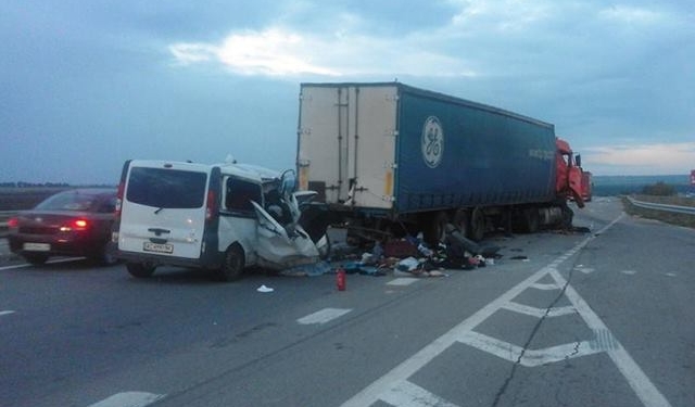 Жуткое ДТП на Николаевщине: погибло 8 человек, в том числе 8-летний ребенок