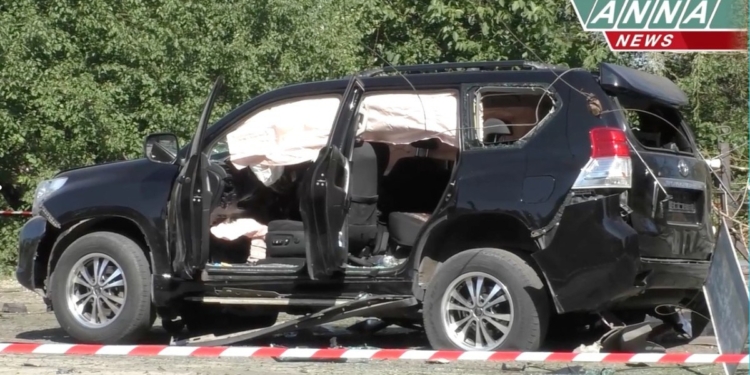 Кто на новенького? В Луганске подорвали автомобиль главы “ЛНР” Плотницкого