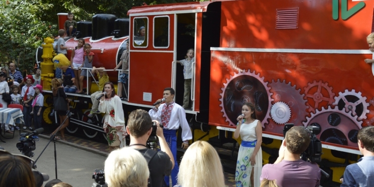 В Николаеве “сказочный паровоз” обрел новую жизнь и отправился в новое путешествие