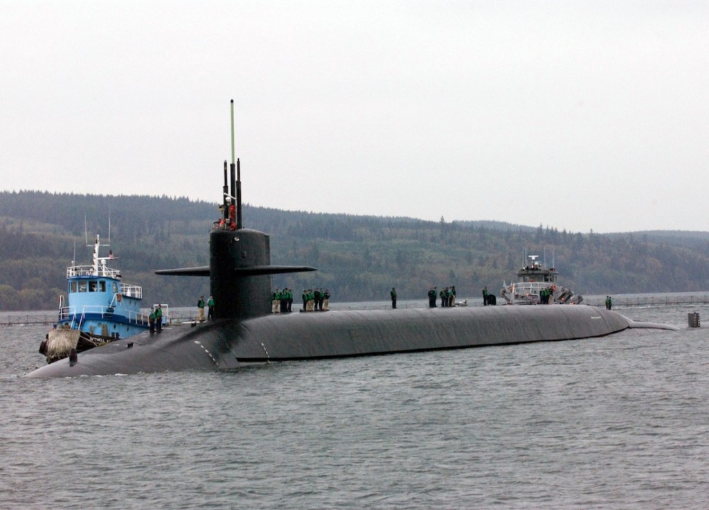 Атомная подлодка ВМС США столкнулись с кораблем снабжения в водах близ штата Вашингтон 1