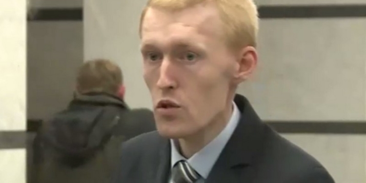 Заниматься расследованием убийства в Кривом Озере будет следственная группа из 15 человек. Оружие, из которого совершено убийство, ищут