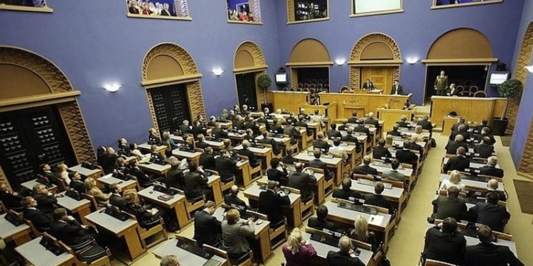 Парламент Эстонии в третий раз не смог выбрать президента