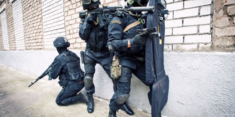 “Украинские террористы” якобы пытались подорвать дорогу из Симферополя в Ялту