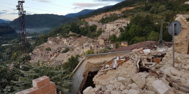 Землетрясение в Италии: количество погибших достигло 247