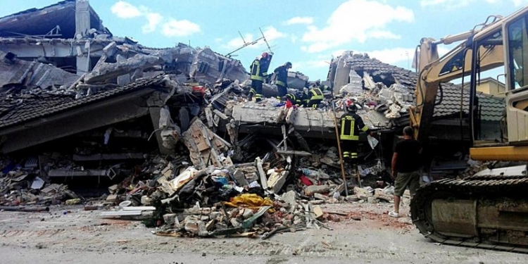 Землетрясение в Италии: количество погибших достигло 247