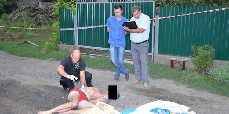 На Николаевщине в Кривом озере назревает бунт: жители обвиняют полицейских в убийстве человека на глазах семьи