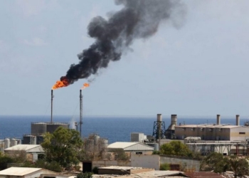 Ливия откроет заблокированные нефтяные порты