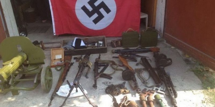 В Скадовске СБУ обнаружила у россиянина арсенал оружия