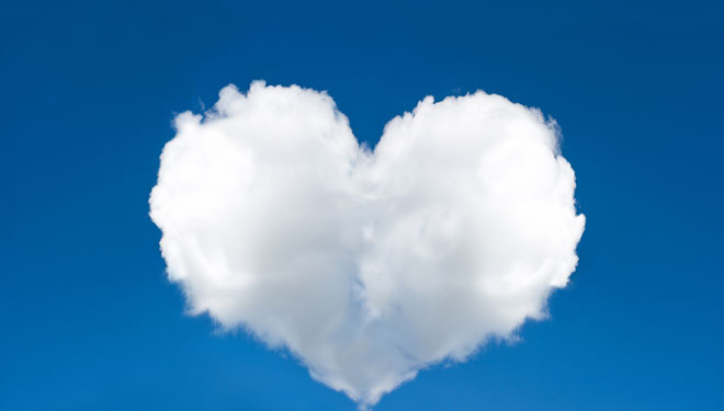 Облака на заказ. В Камбодже освоили производство небесной романтики