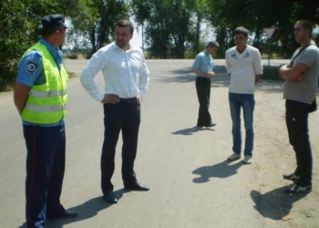 В пригороде Николаева установлены карантинно-полицейские посты