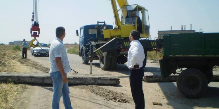 В пригороде Николаева установлены карантинно-полицейские посты