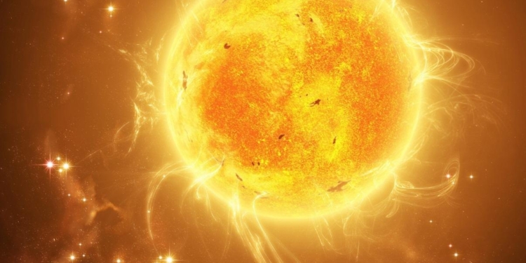 Космическая непогода. NASA опубликовало видео плазменного дождя на Солнце