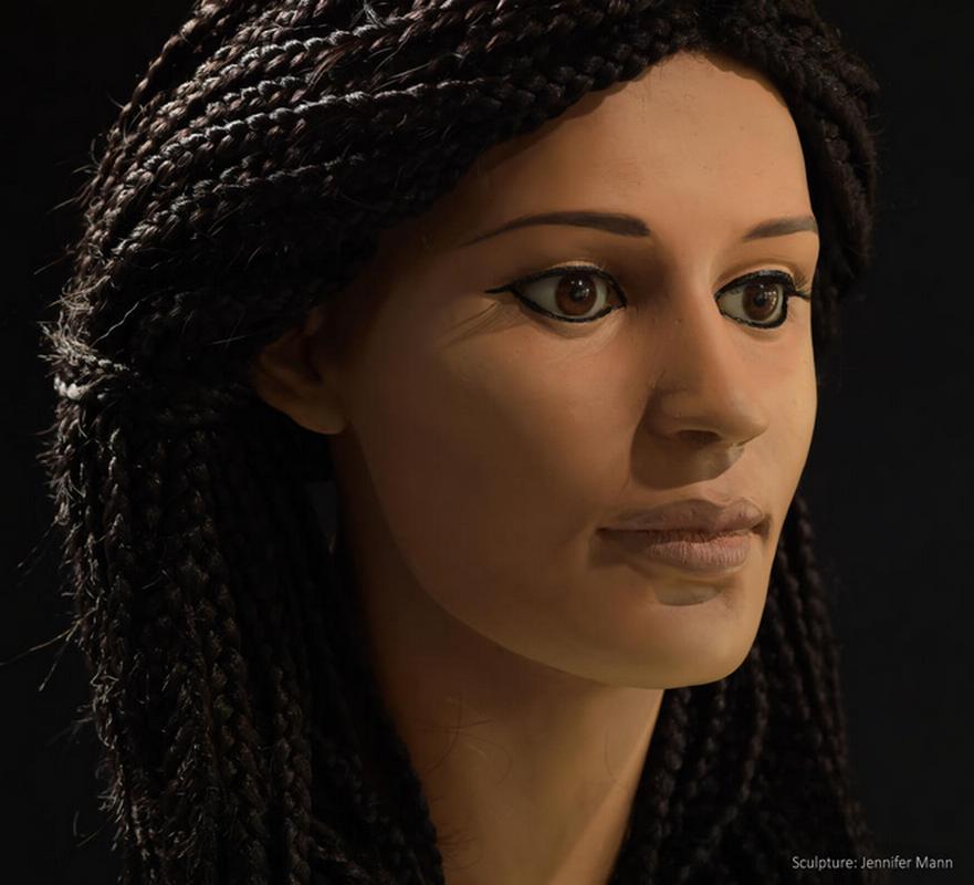Ученые по мумии восстановили черты лица древней египтянки 1
