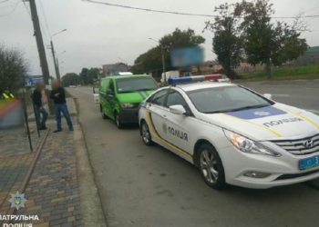 А ведь мог же еще и отстреливаться… В Ивано-Франковске задержали пьяного инкассатора за рулем