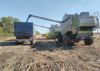 Конфликт между «Агрофирмой Корнацких» и «Партнер Агро» продолжается: полиция не допустила силового столкновения