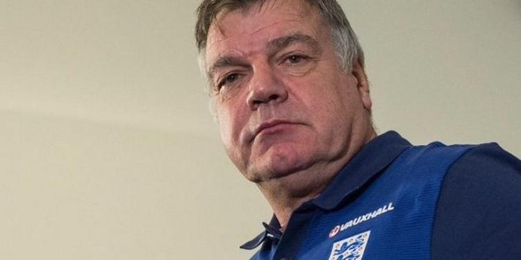 В Англии скандал: журналисты “развели” тренера футбольной сборной на откровенный разговор