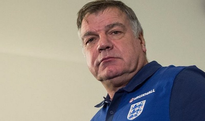 В Англии скандал: журналисты "развели" тренера футбольной сборной на откровенный разговор 1