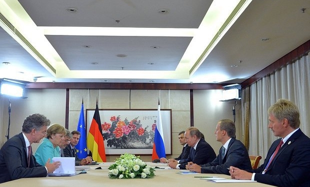 Меркель и Олланд провели встречи с Путиным и поговорили об Украине