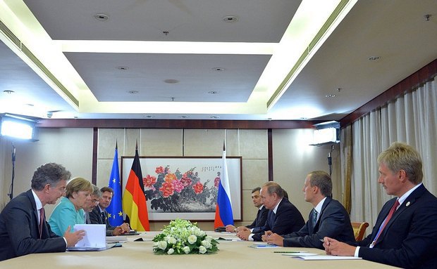 Меркель и Олланд провели встречи с Путиным и поговорили об Украине 3